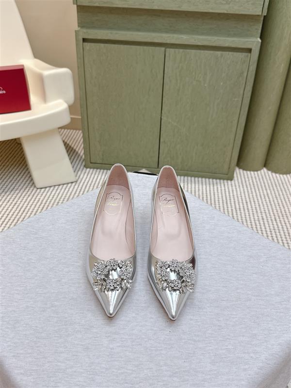 20251127171742159 320